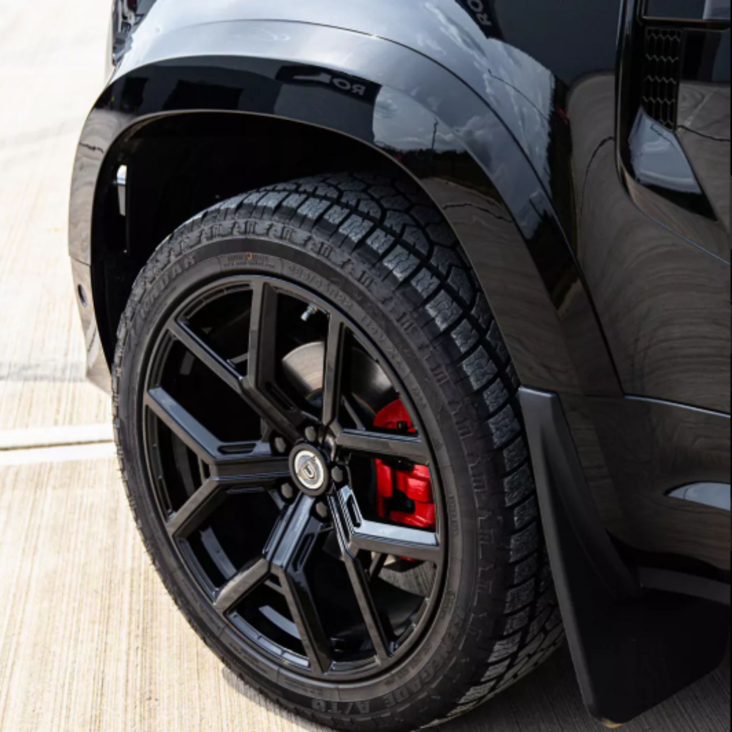 Carbon Fiber Wheel Arch - Defender