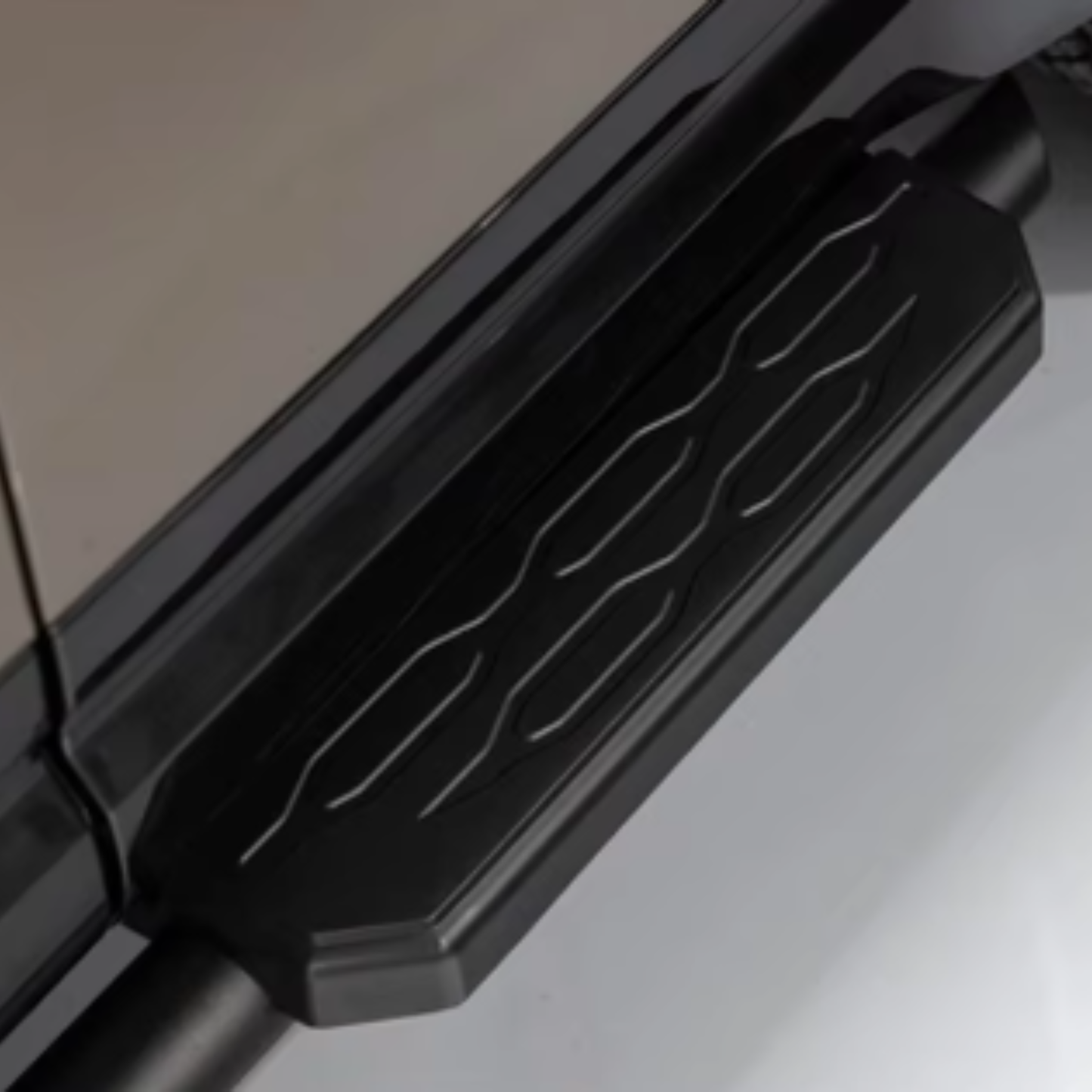 Urban Automotive Hex Side Steps - Defender
