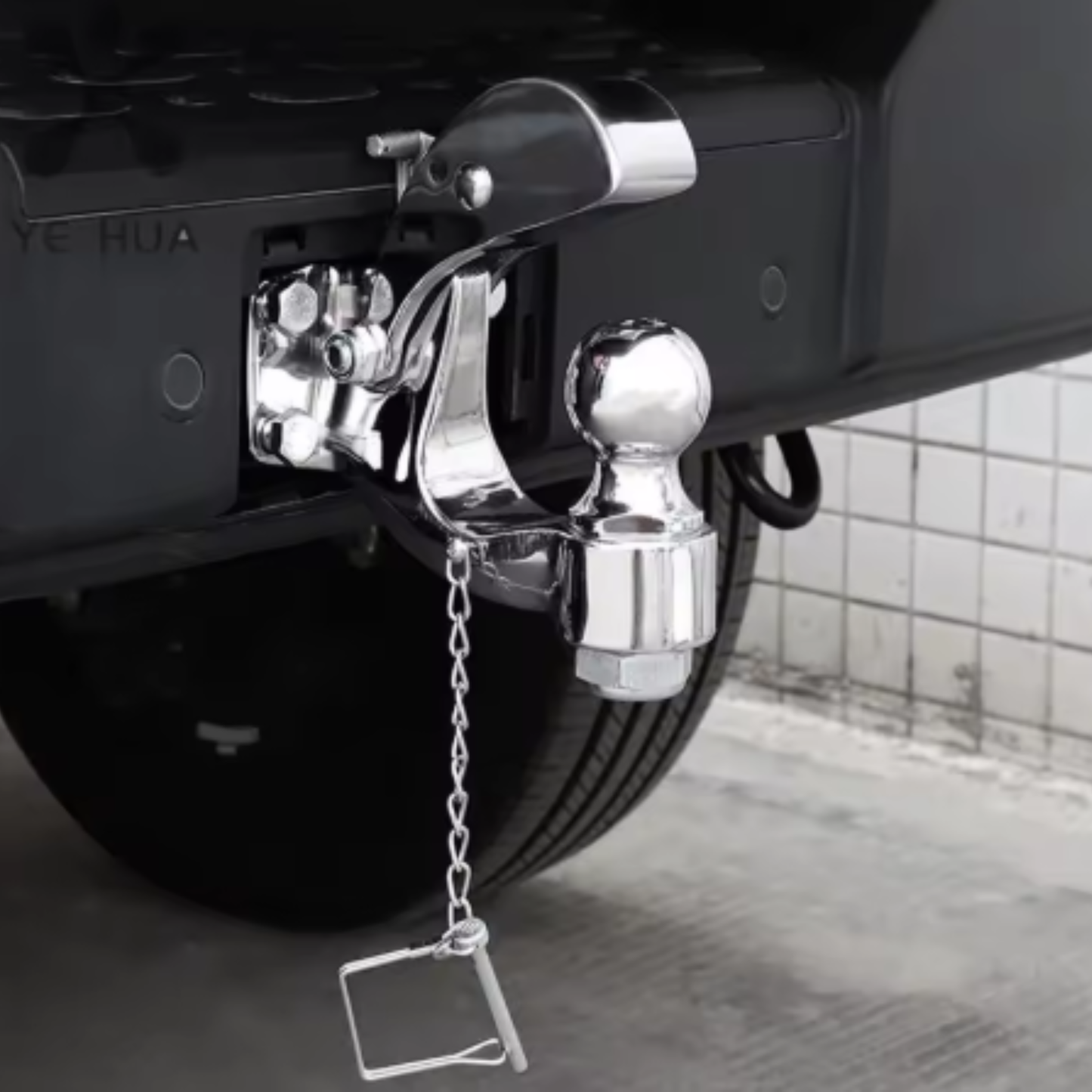 Large wall tank - trailer hitch, rear anti-collision bumper, tiger head hook, refurbished accessories, ball hook, off-road - Tank 300