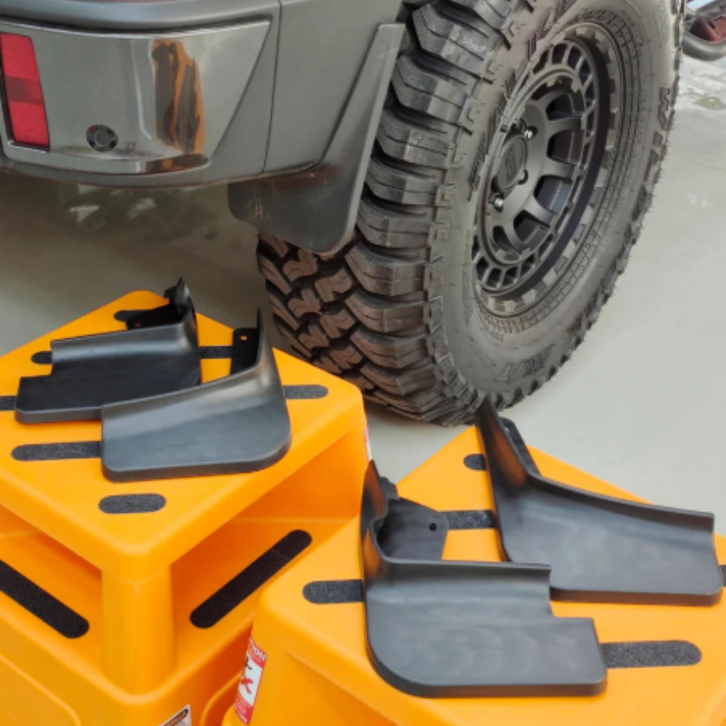 Mud Flaps Front & Rear - Tank 300